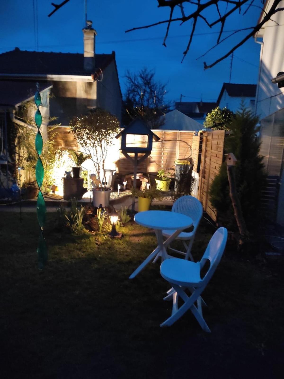 Un Deux Pieces Et Un Jardin A Villejuif Ngoại thất bức ảnh
